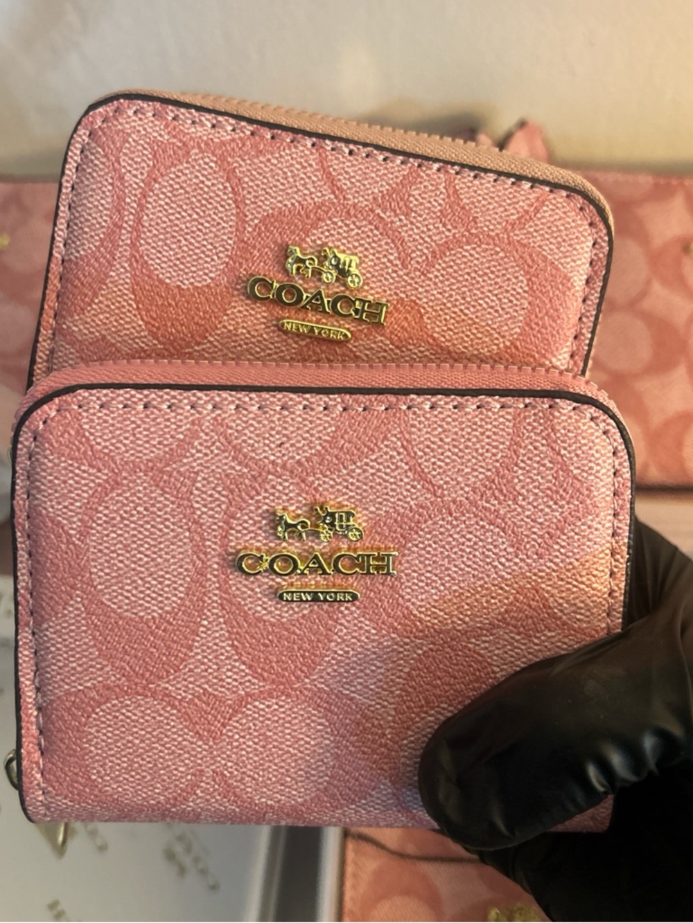 Pink Signature Pattern Bag Set - Picture 8 of 9